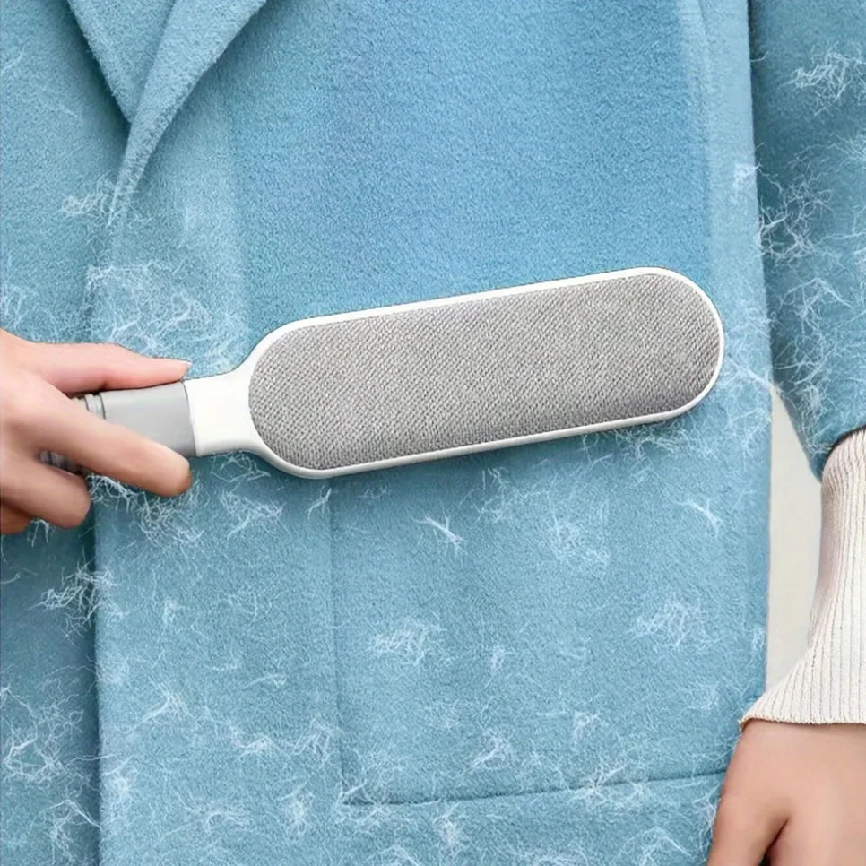 Reusable Lint Remover Brush: