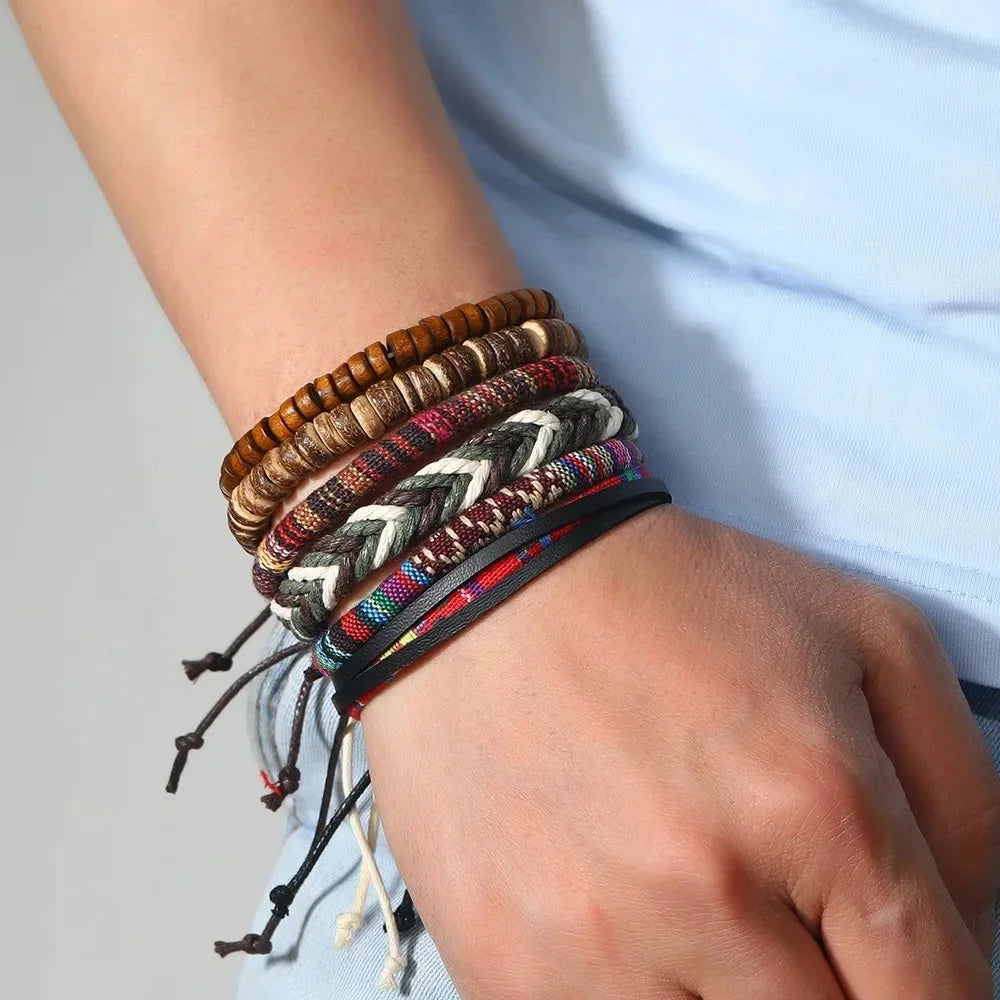 Men’s Leather Bracelet: 📿📿💎
