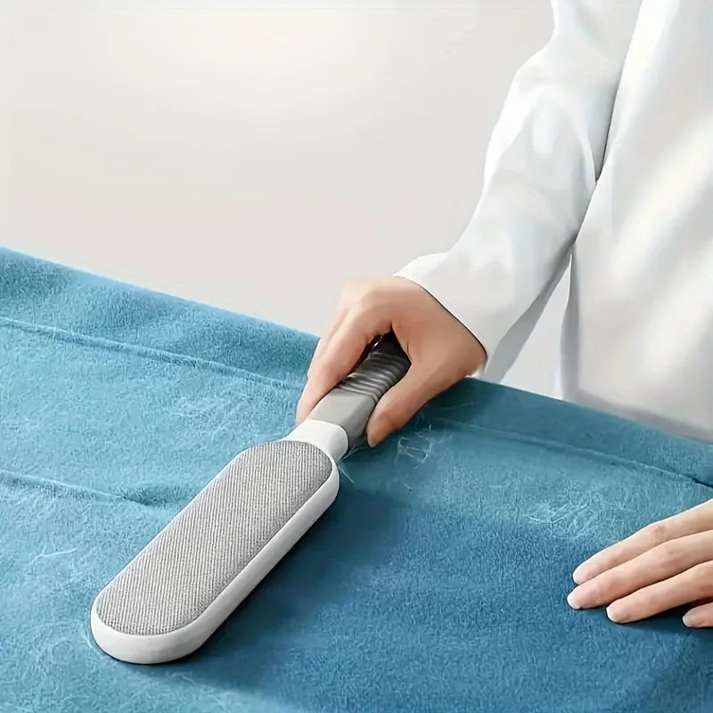 Reusable Lint Remover Brush: